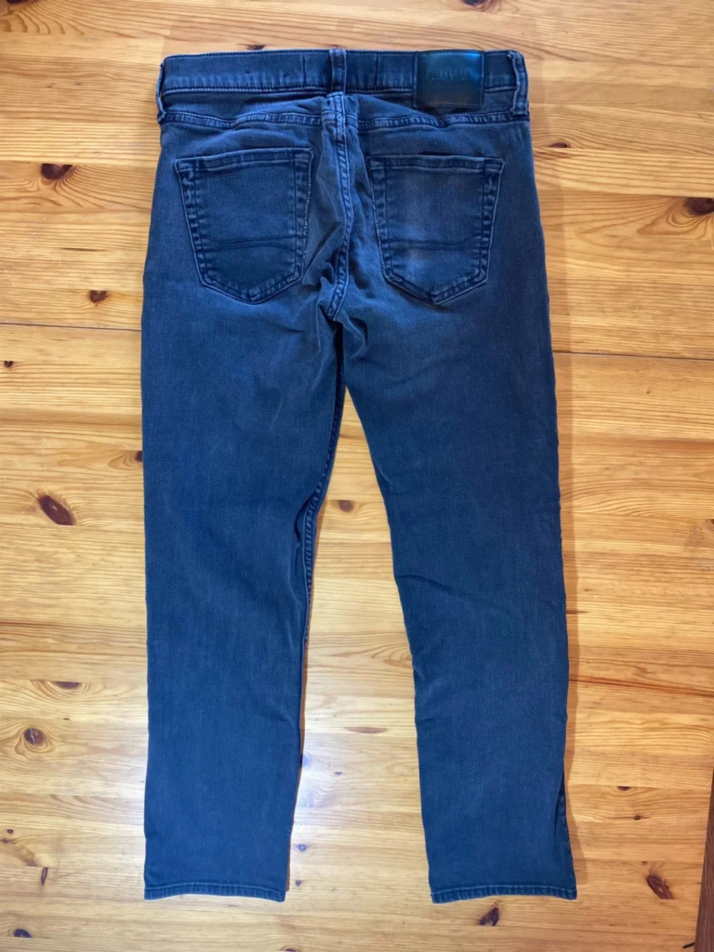 Hollister Men's Slim Straight Advanced Stretch Jeans Washed Black Size 30W 30L